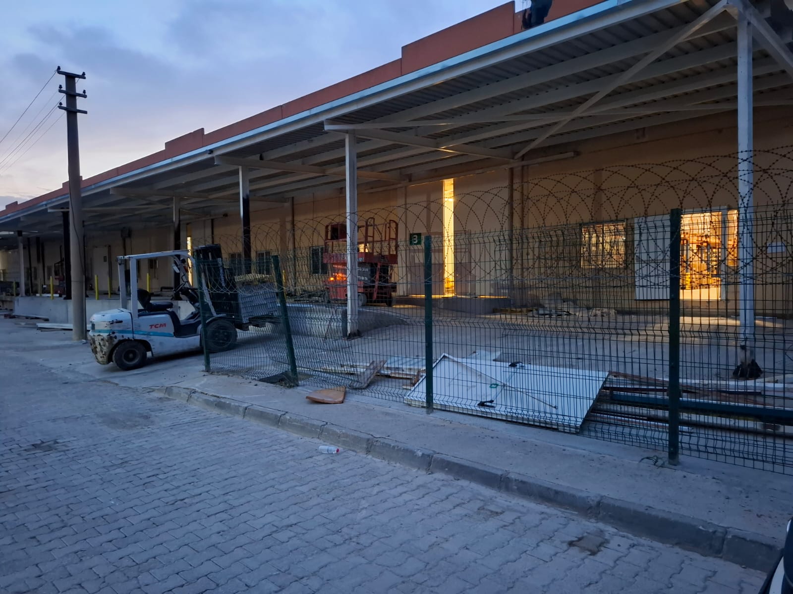 MUĞLA MİGROS DEPO SUNDURMA